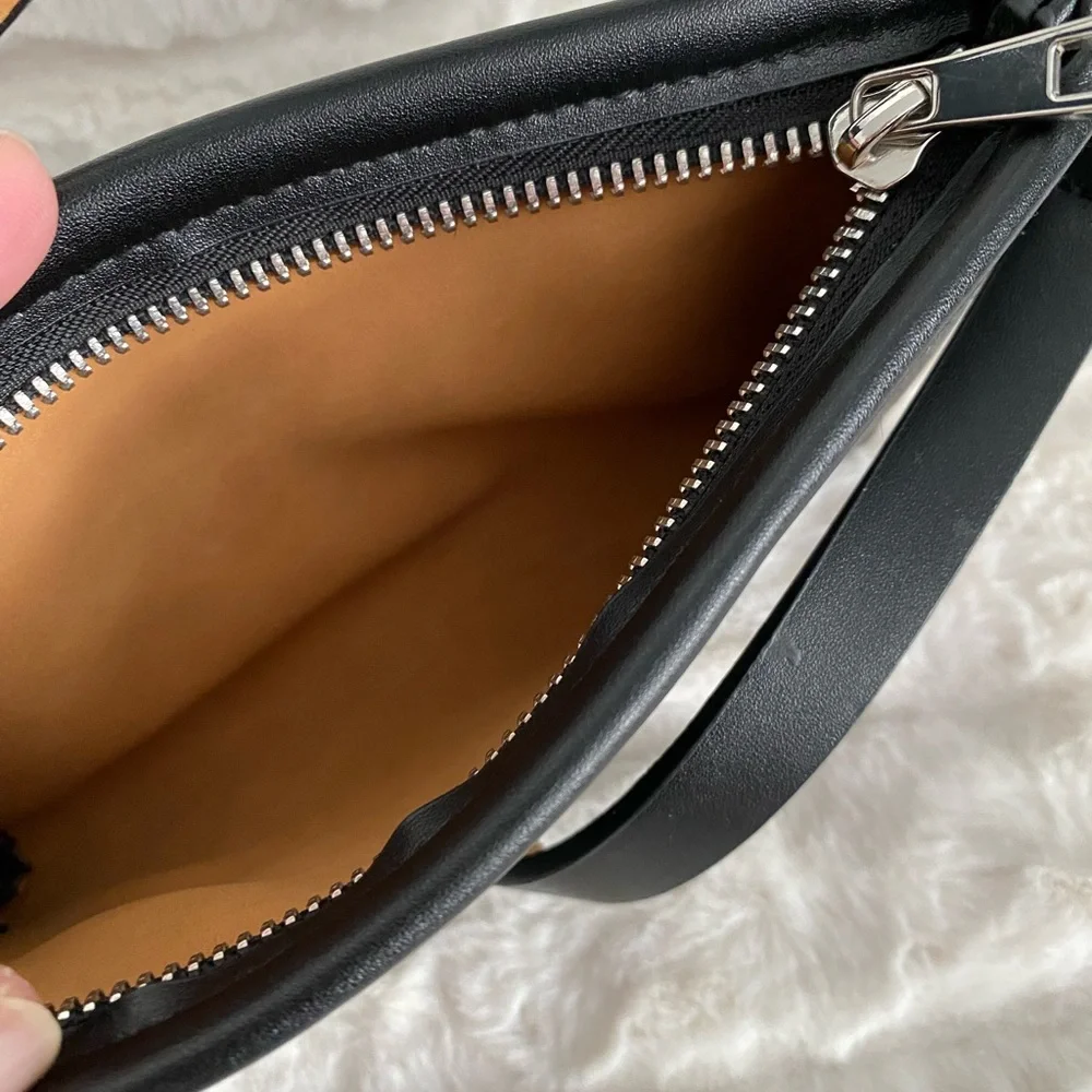 ‼️Flash SALE‼️✨🆕✨Michael Kors Fanny Pack